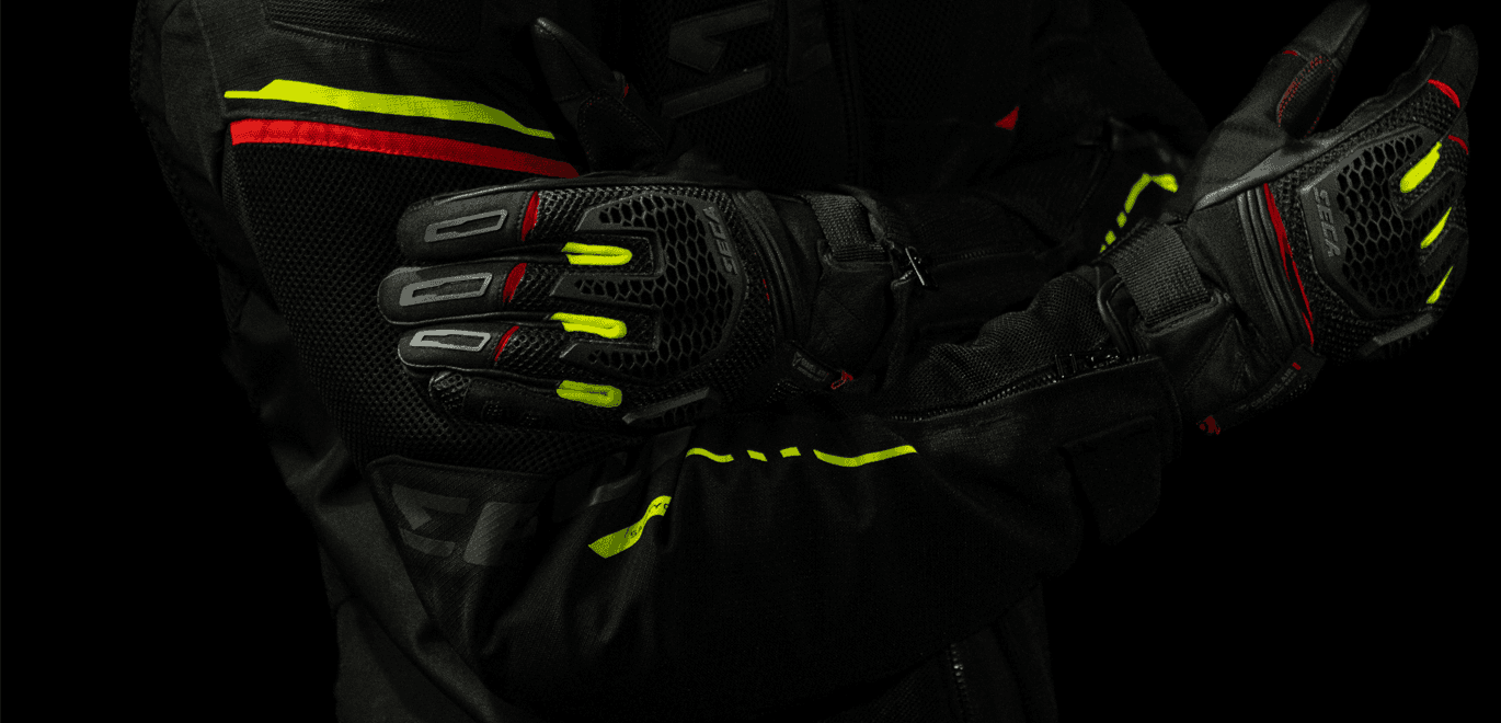 Gloves Gravel
